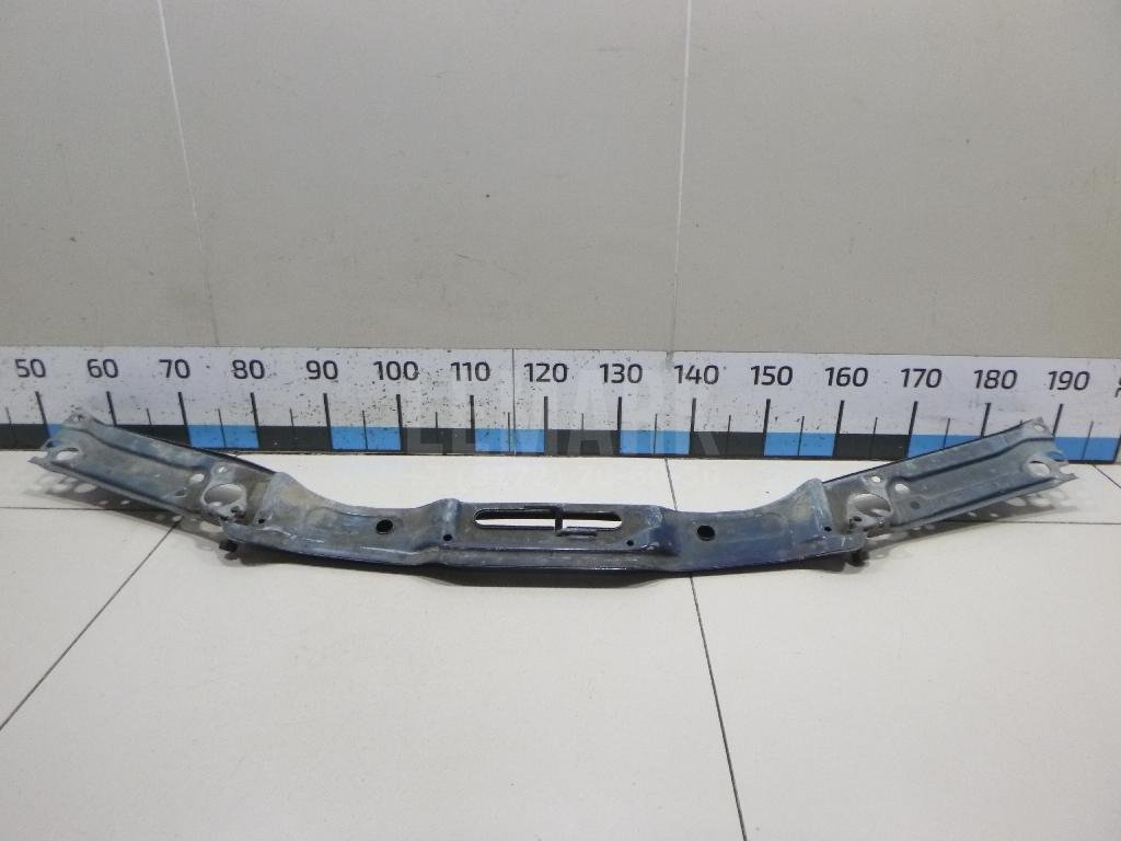 Панель передняя