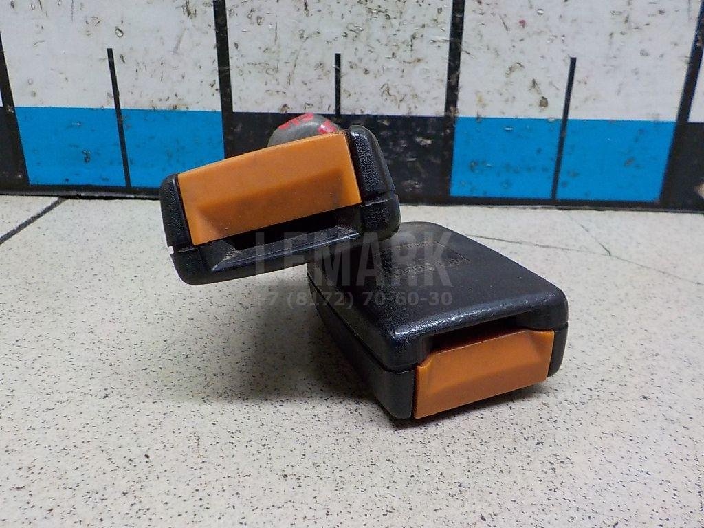 Ответная часть ремня безопасности