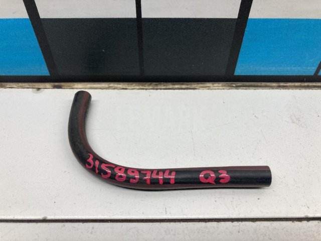 Шланг системы охлаждения