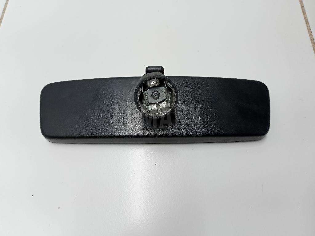 Зеркало заднего вида