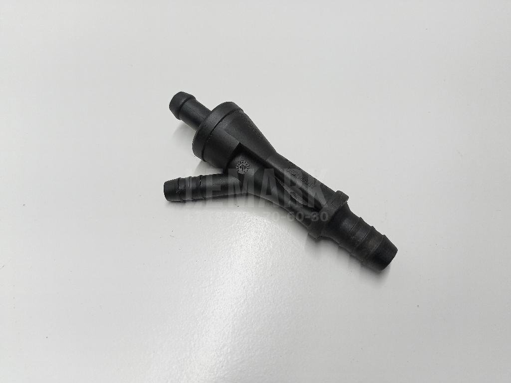 Клапан вентиляции картерных газов