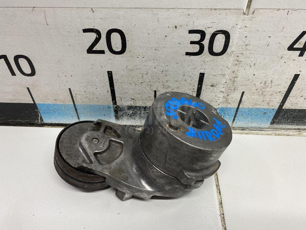 Натяжитель ремня