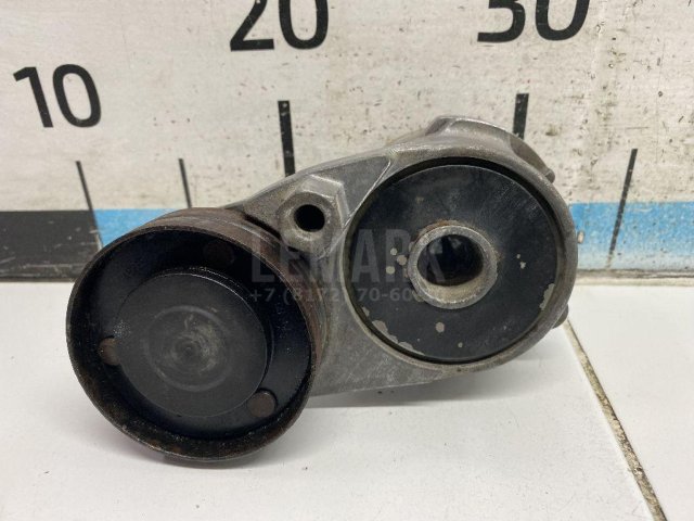 Натяжитель ремня