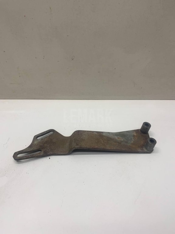 Кронштейн гидроусилителя