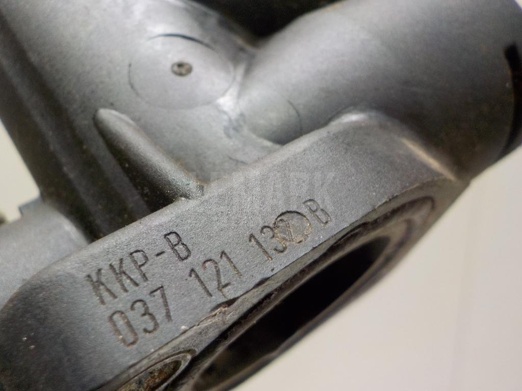 Фланец двигателя системы охлаждения