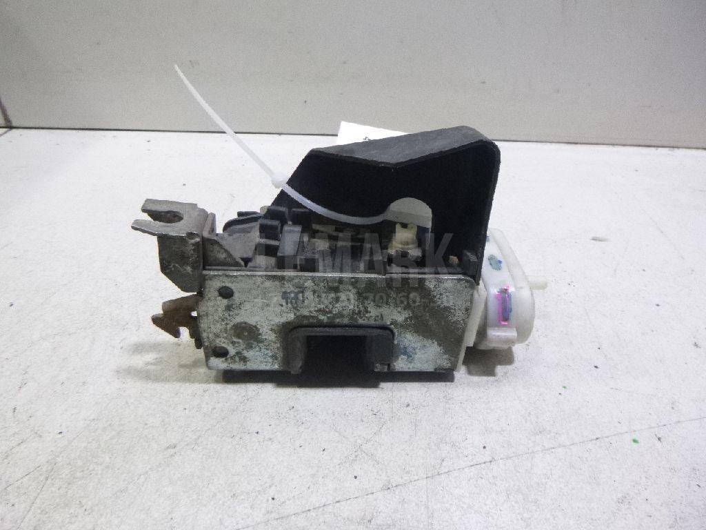 Замок двери задней правой