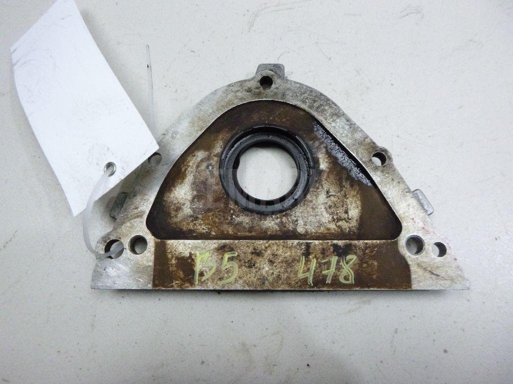 Крышка двигателя передняя