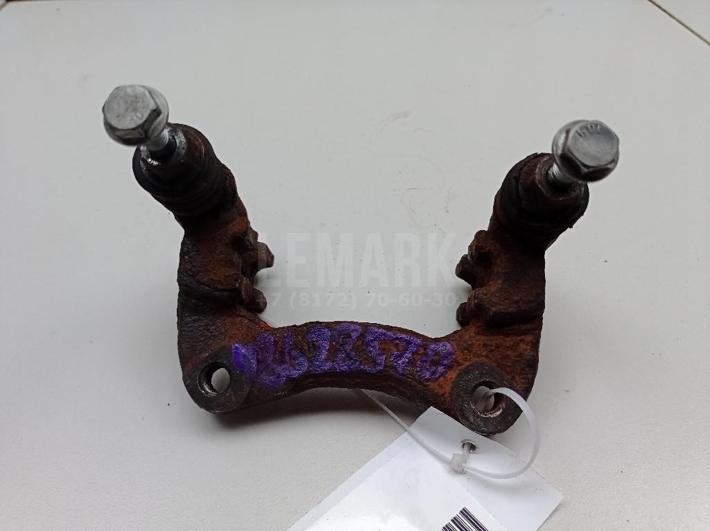 Скоба суппорта заднего