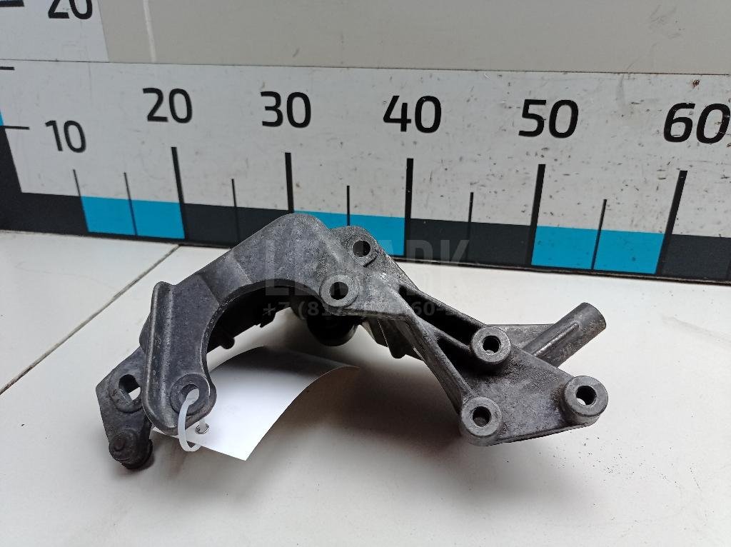 Кронштейн гидроусилителя для  Audi A5/S5 (F5) 2017