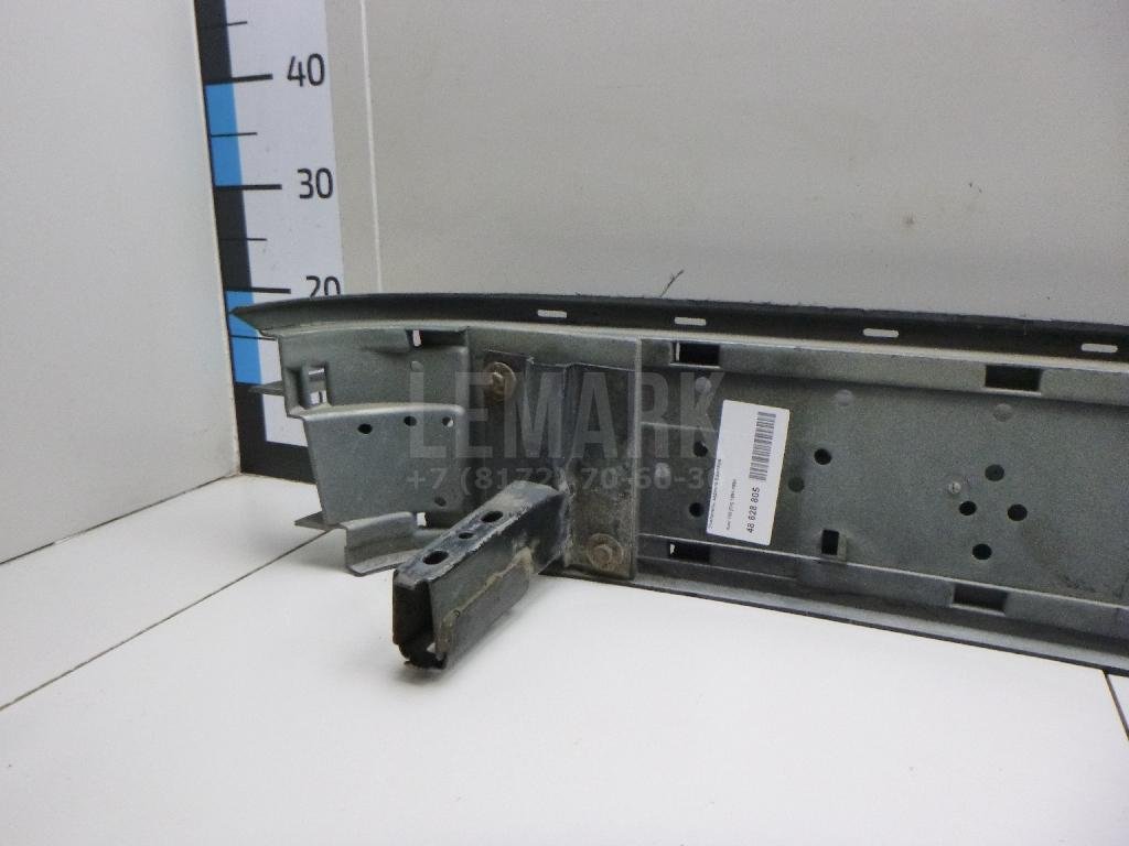 Усилитель заднего бампера