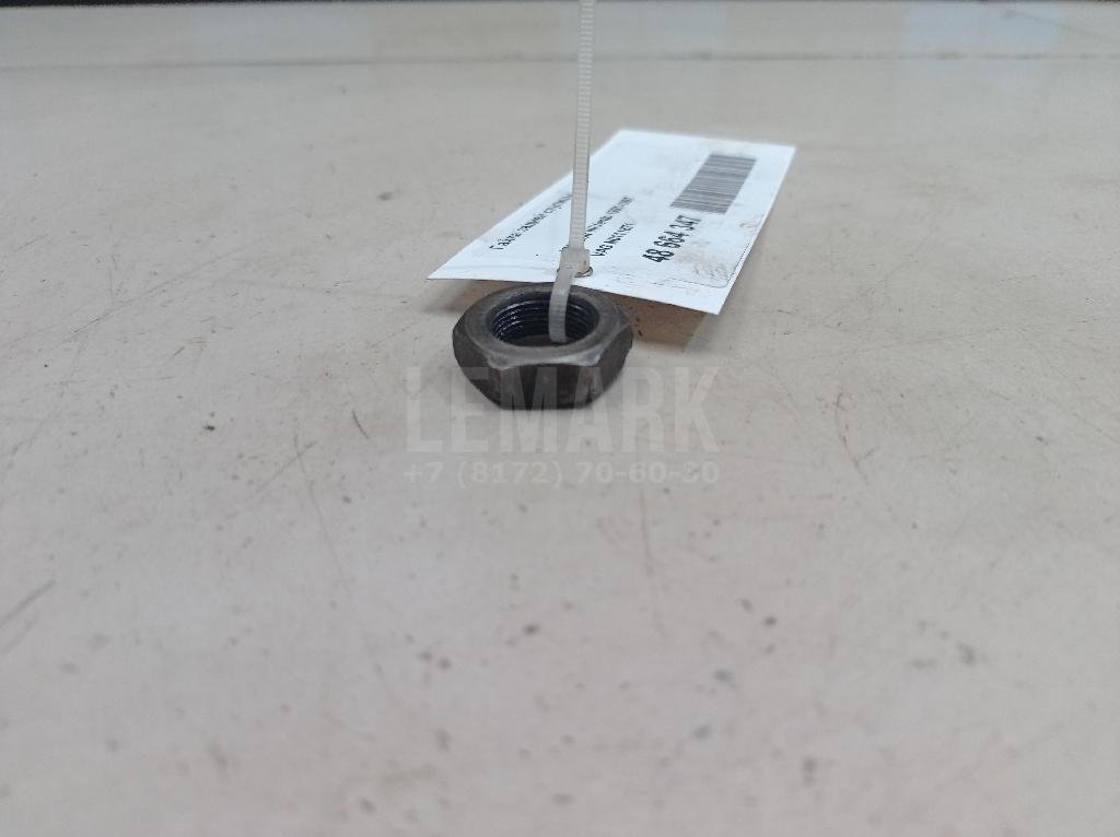 Гайка задней ступицы