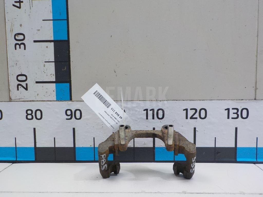 Скоба суппорта переднего