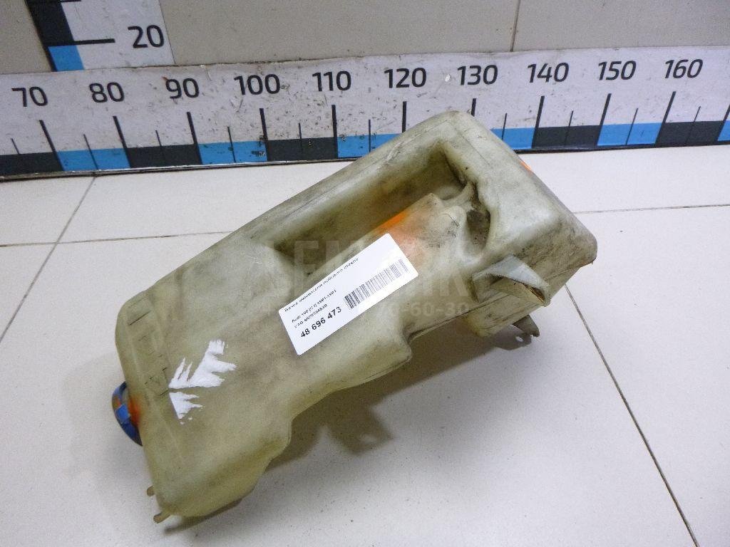 Бачок омывателя лобового стекла