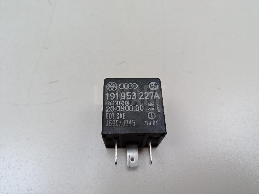 Реле поворотов