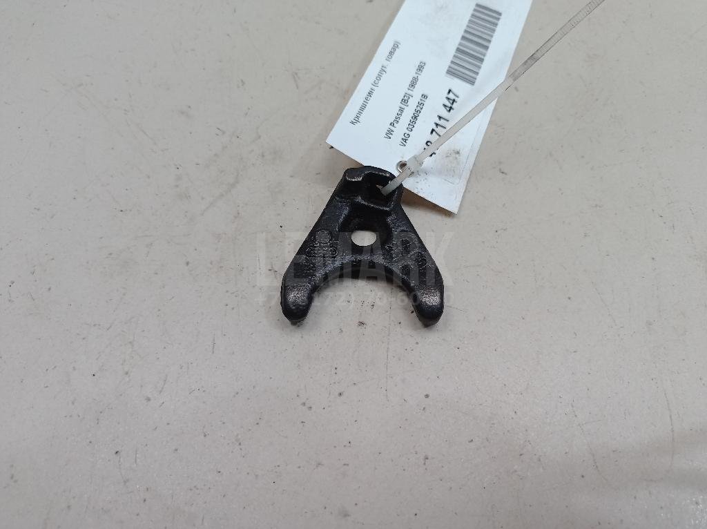 Кронштейн (сопут. товар)