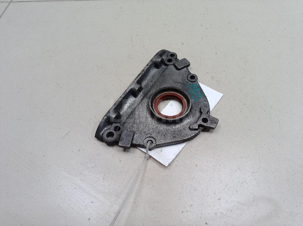 Крышка двигателя передняя