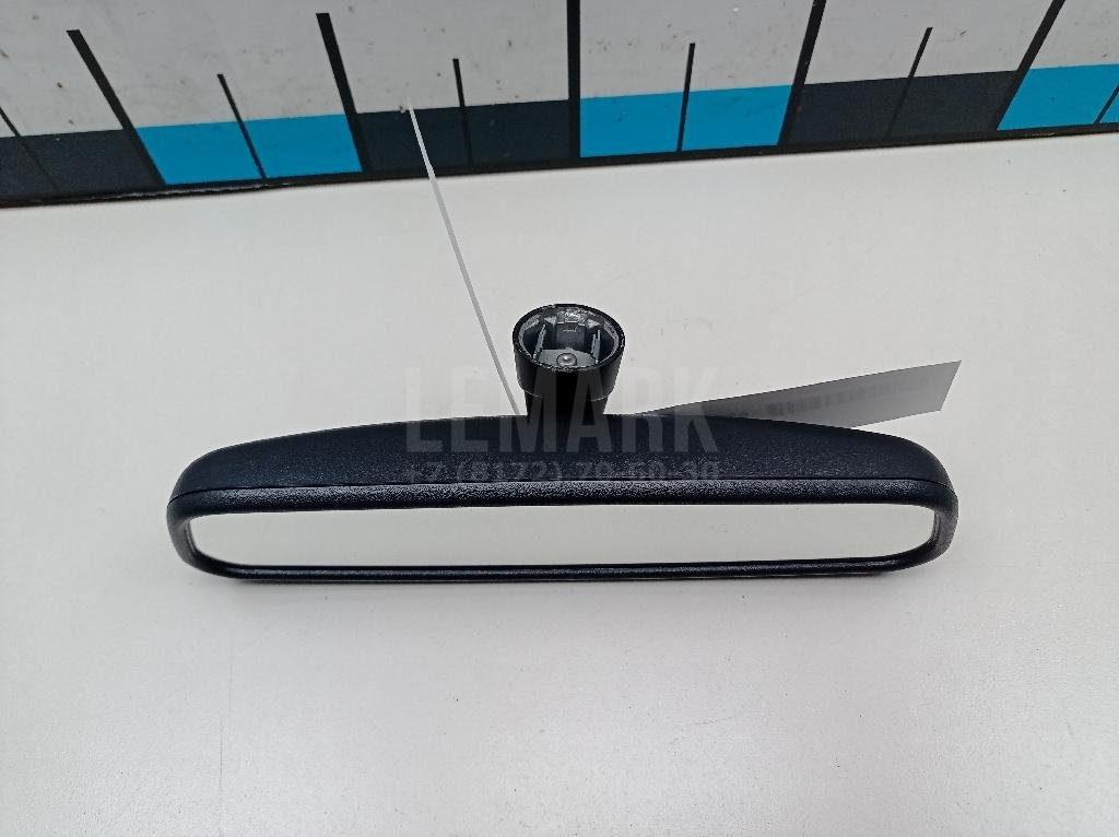 Зеркало заднего вида