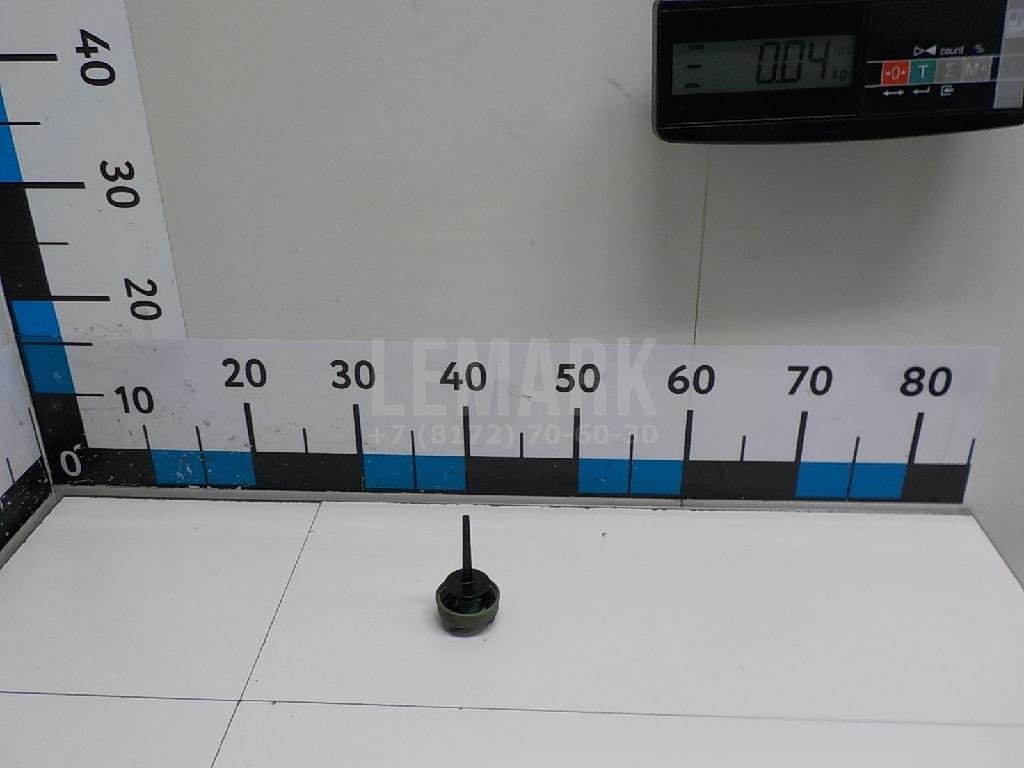 Крышка бачка гидроусилителя