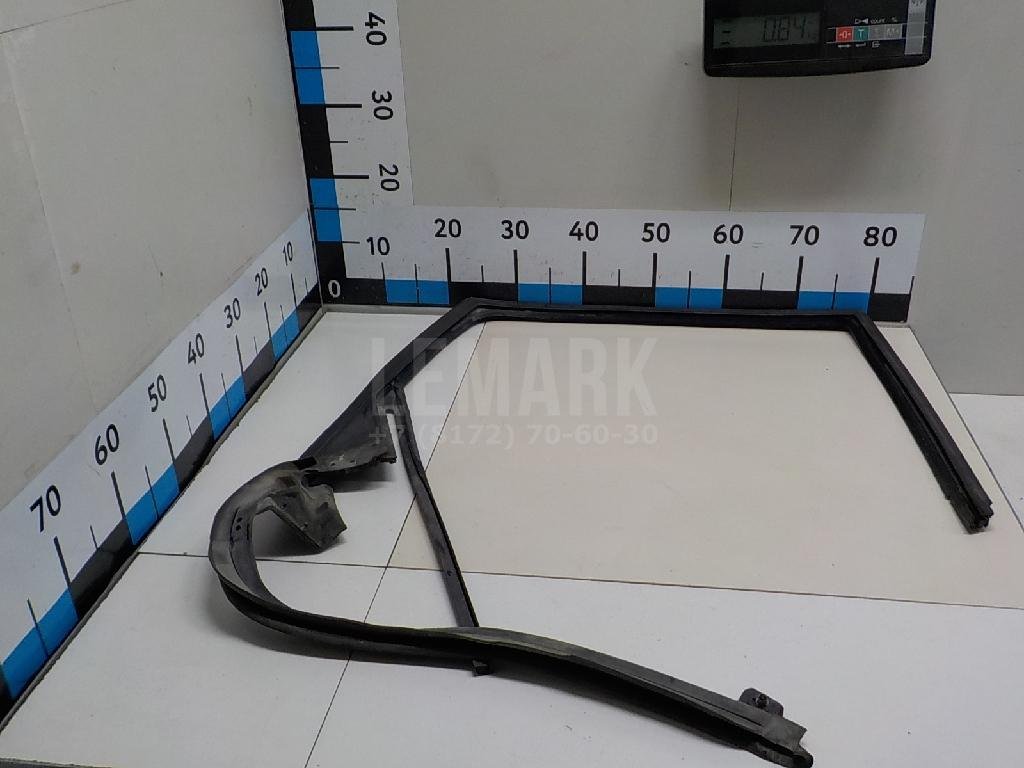 Уплотнитель стекла двери