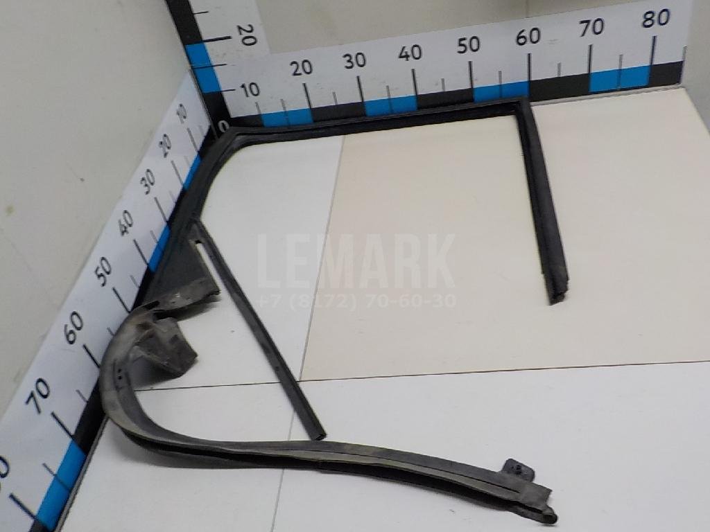 Уплотнитель стекла двери