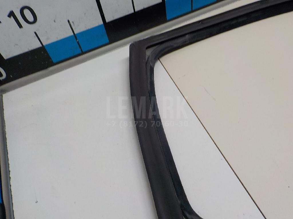 Уплотнитель стекла двери