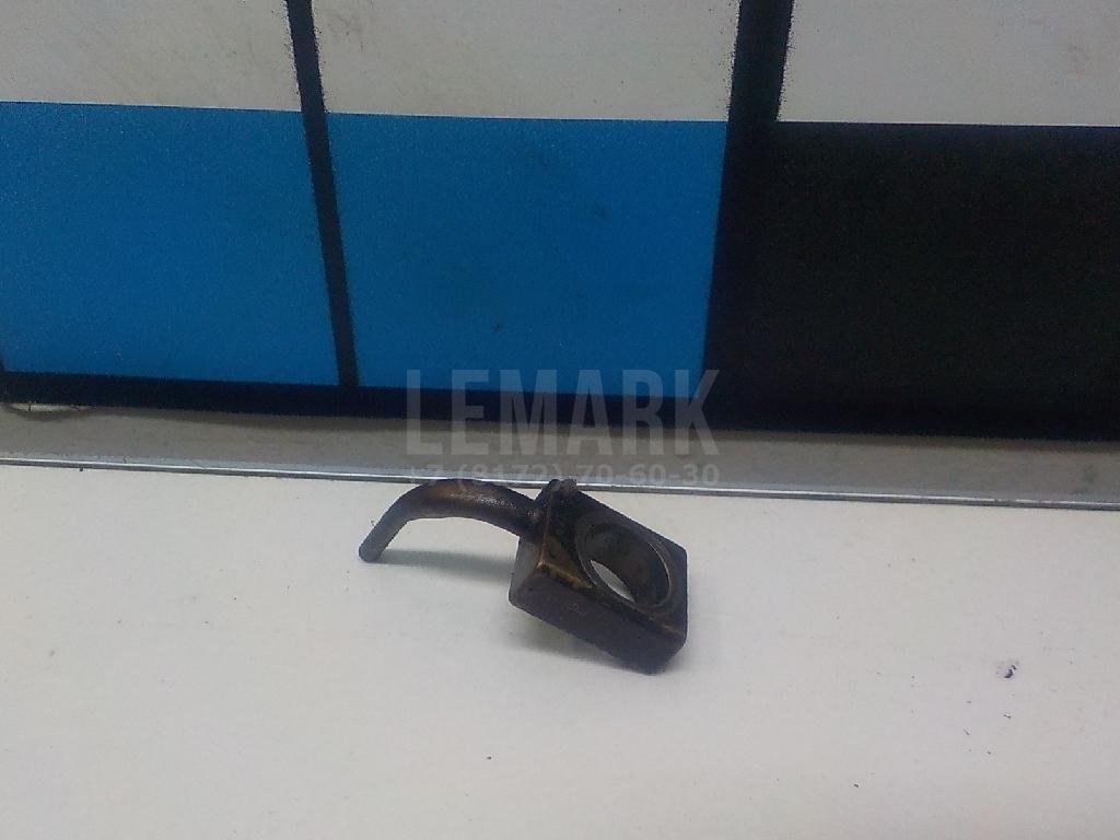 Форсунка масляная для  Audi A4 [B9] 2015