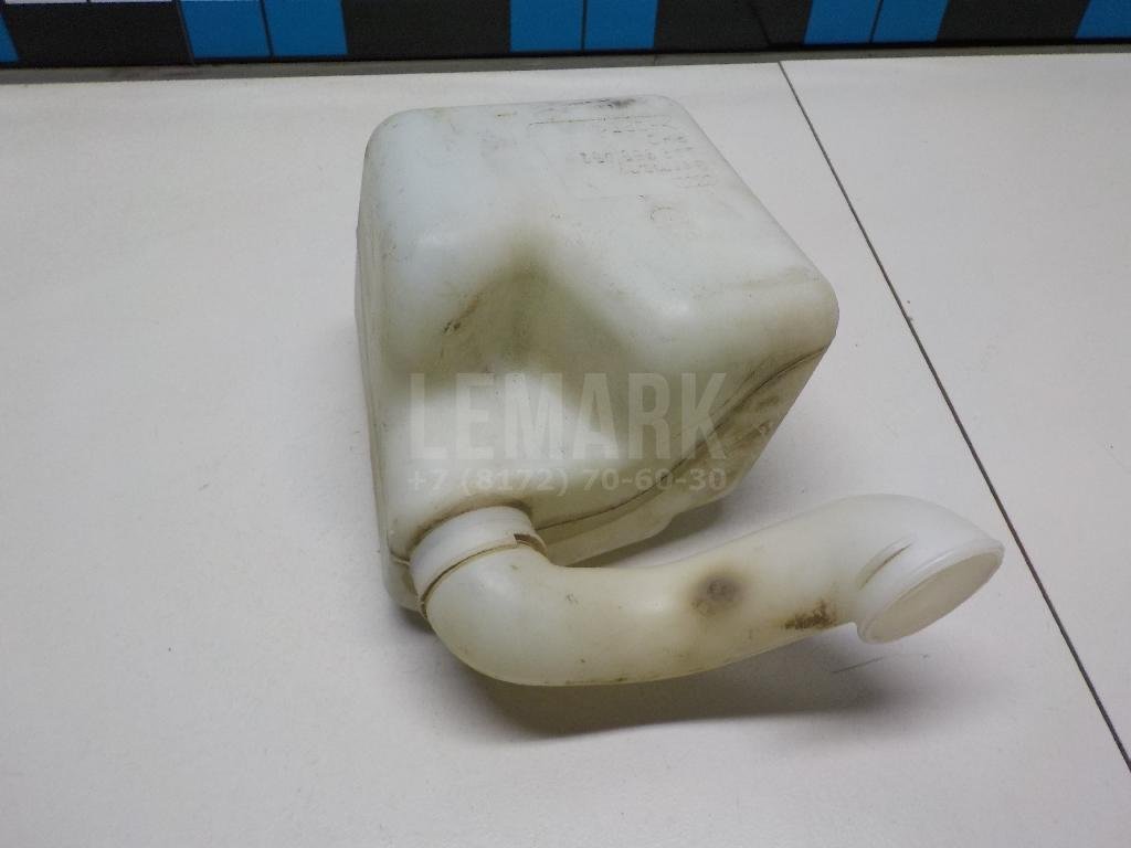 Бачок омывателя заднего стекла