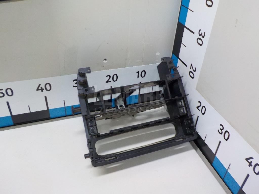 Рамка магнитолы