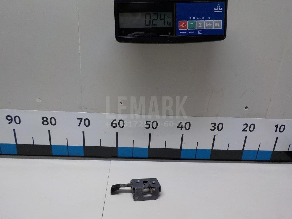 Замок спинки сиденья