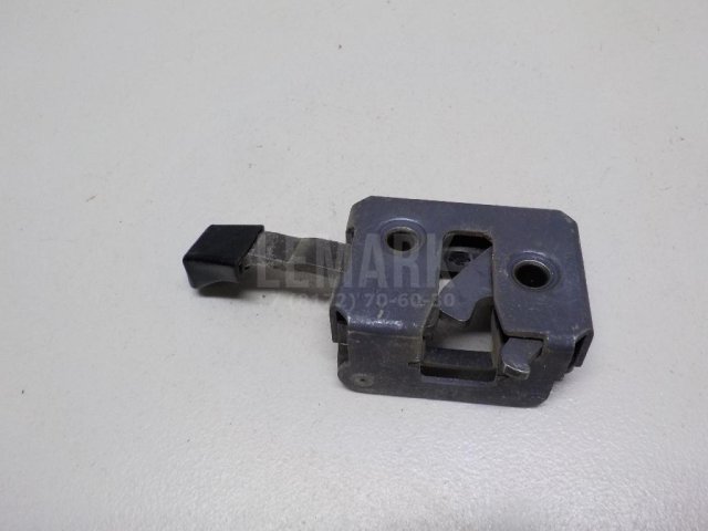 Замок спинки сиденья