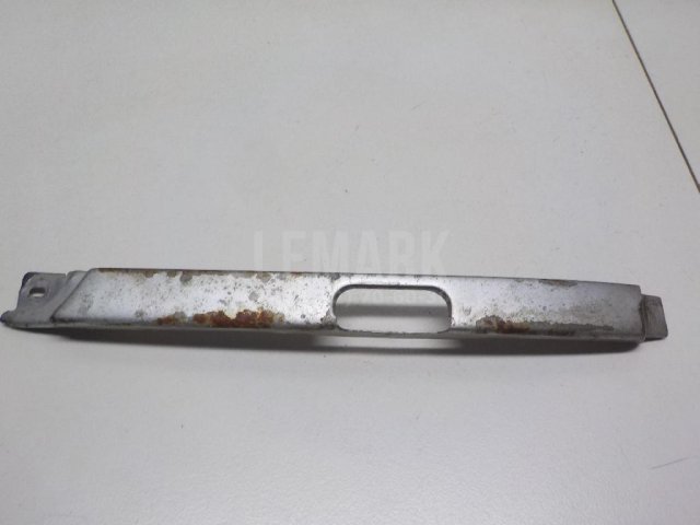 Планка под фару левая