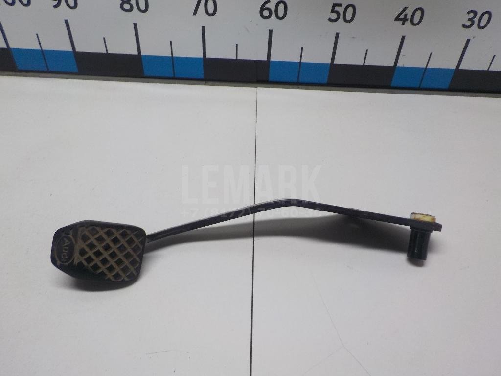 Педаль тормоза