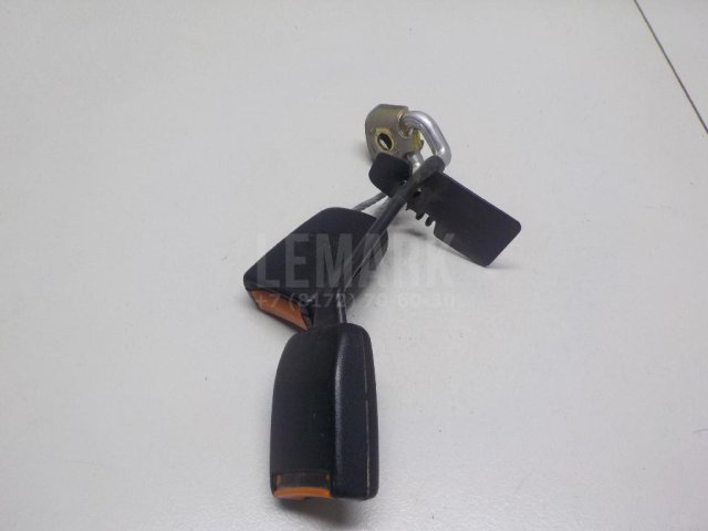 Ответная часть ремня безопасности