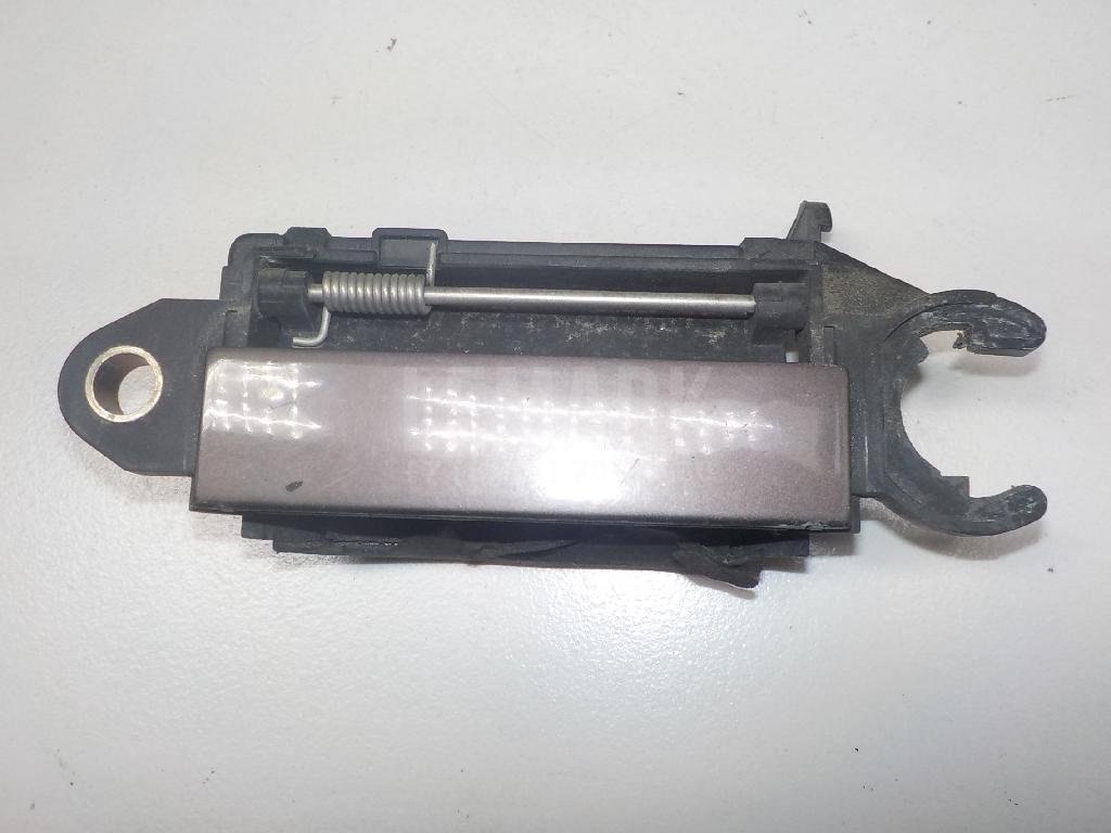 Ручка двери передней наружная левая