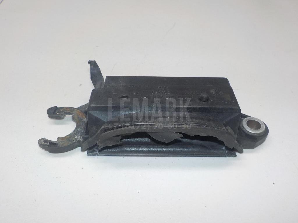 Ручка двери передней наружная левая