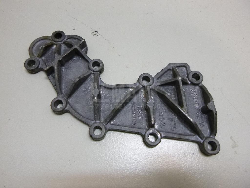 Крышка масляного поддона