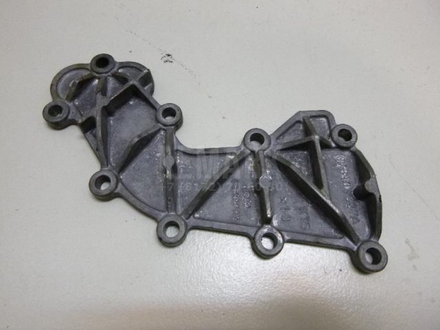 Крышка масляного поддона