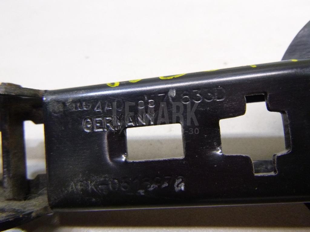 Механизм регулировки ремня безопасности