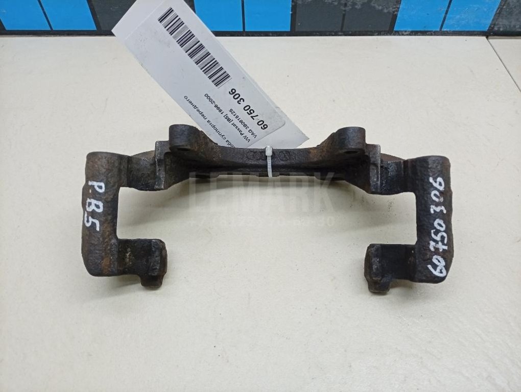 Скоба суппорта переднего для  Audi A3 [8PA] Sportback 2004-2013