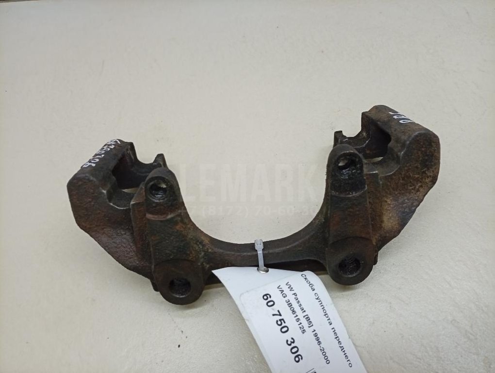 Скоба суппорта переднего для  Audi A3 [8PA] Sportback 2004-2013