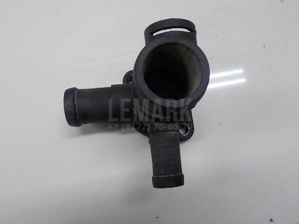 Фланец двигателя системы охлаждения