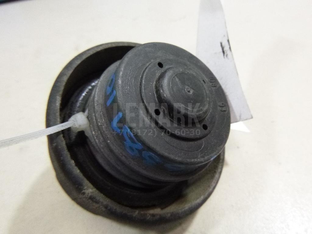 Крышка топливного бака