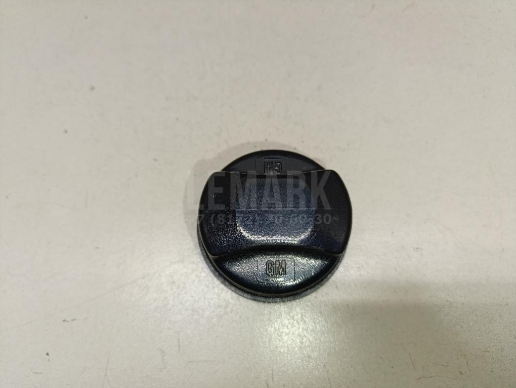 Крышка топливного бака