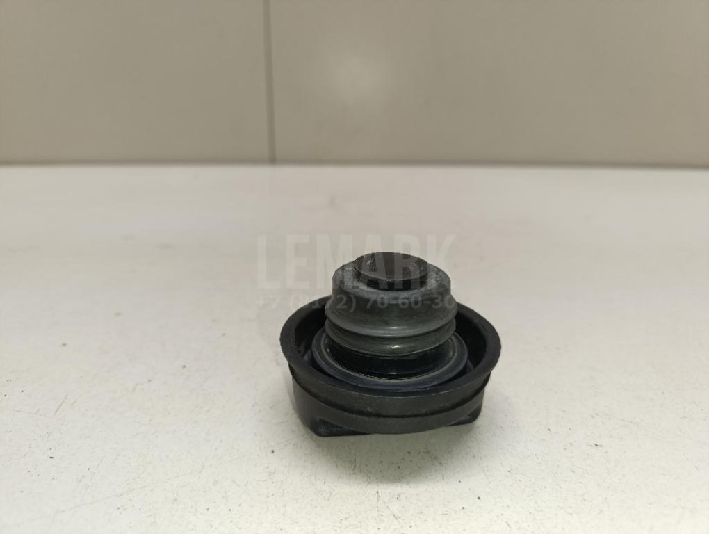 Крышка топливного бака