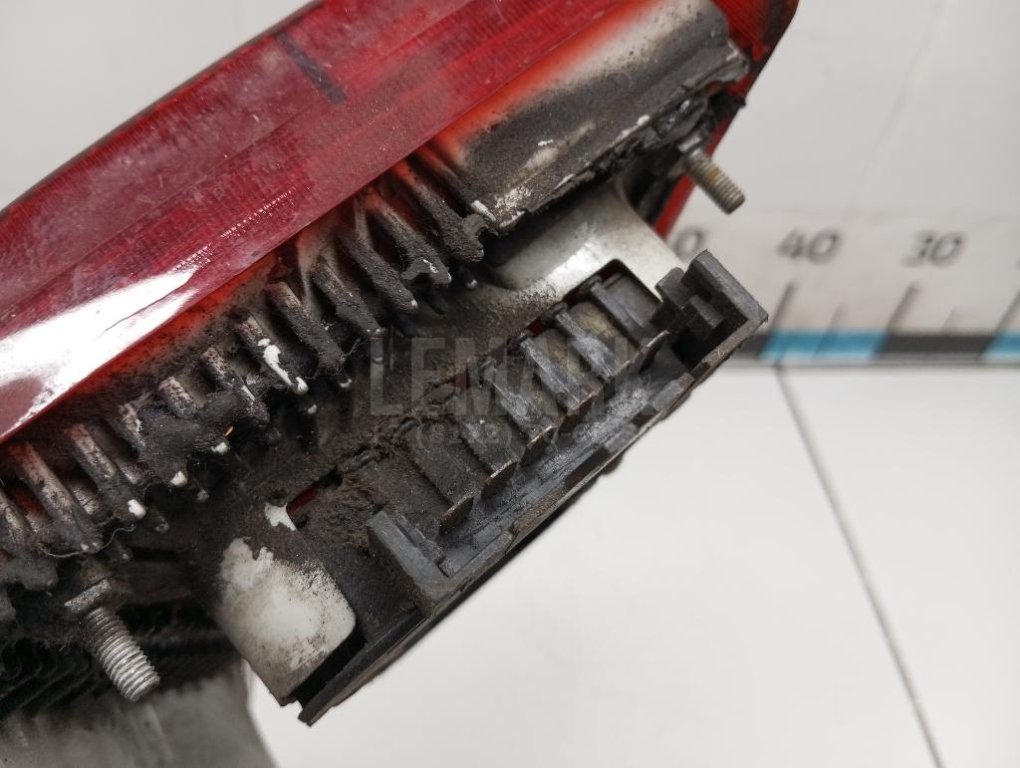 Фонарь задний левый для  Audi A4 [B9] 2015