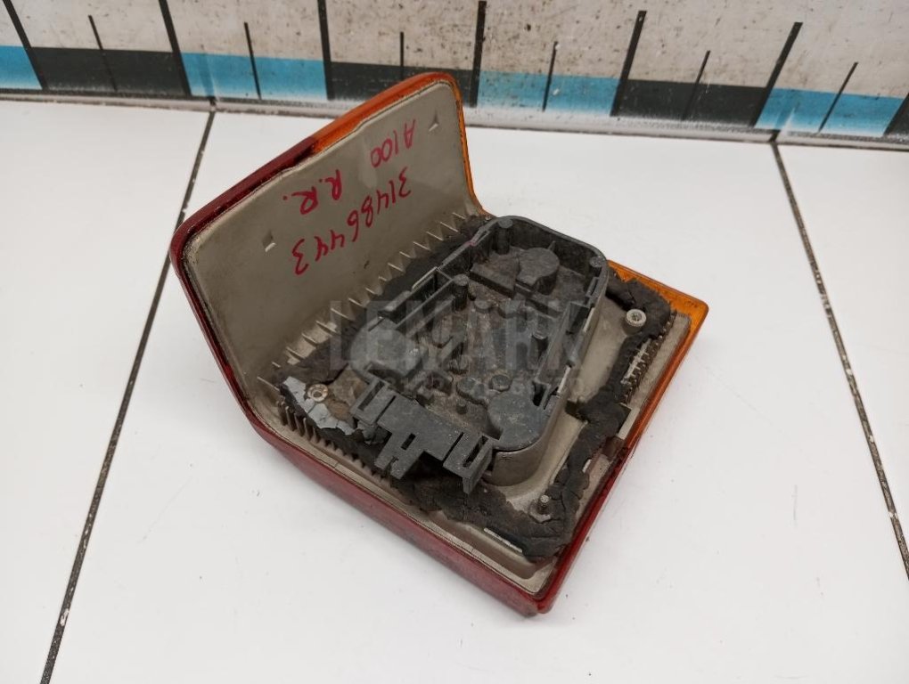 Фонарь задний правый для  Audi 100 [C4] 1991-1994