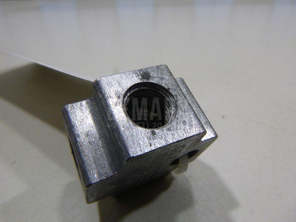 Тройник (тормозная)