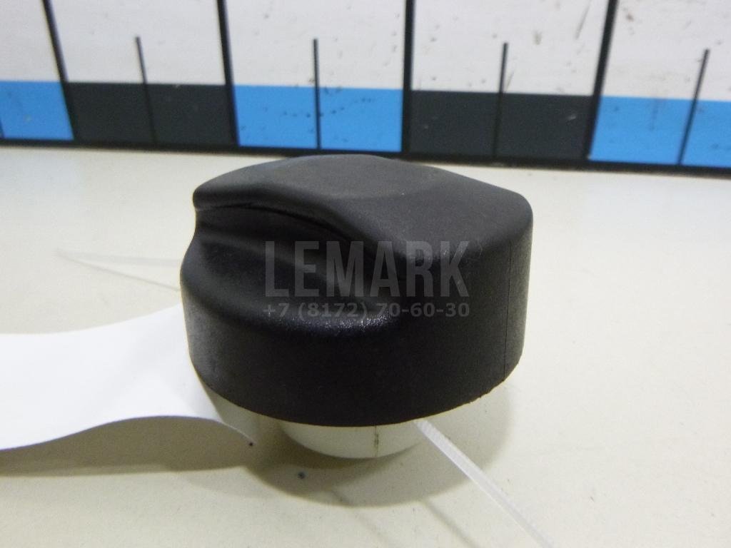 Крышка топливного бака