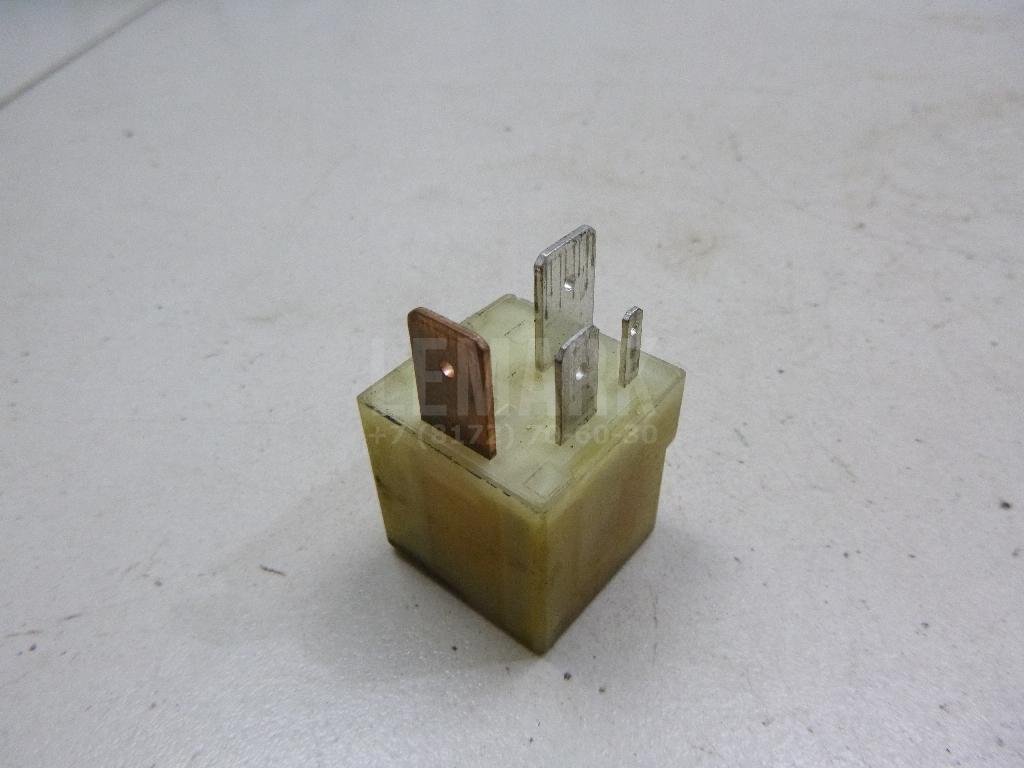 Реле электробензонасоса