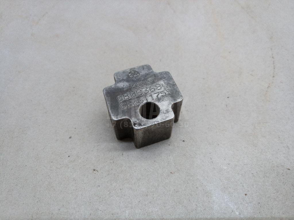 Тройник (тормозная)